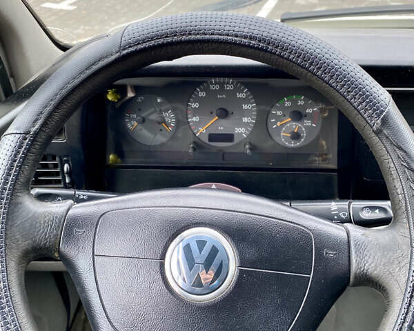 Белый Фольксваген ЛТ, объемом двигателя 2.4 л и пробегом 3 тыс. км за 5000 $, фото 11 на Automoto.ua