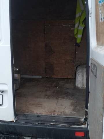 Белый Фольксваген ЛТ, объемом двигателя 2.8 л и пробегом 280 тыс. км за 8000 $, фото 5 на Automoto.ua