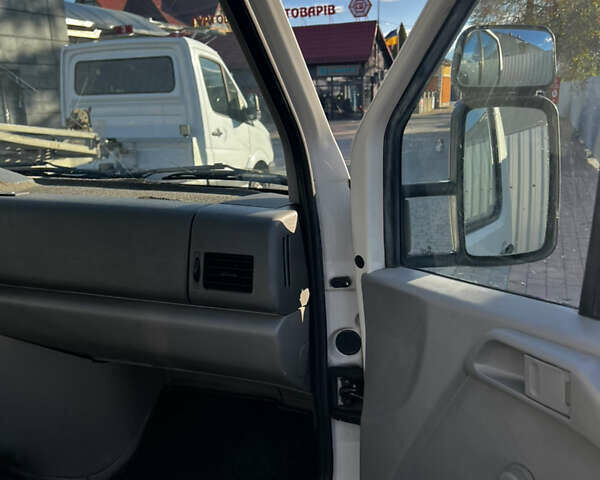 Фольксваген ЛТ 2005 в Коломые на Automoto.ua Белый Фольксваген ЛТ, объемом двигателя 2.8 л и пробегом 431 тыс. км за 9500 $, фото 29 на Automoto.ua