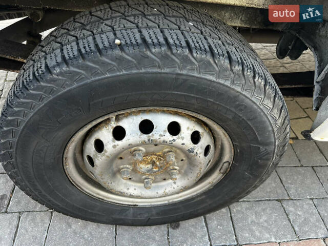 Білий Фольксваген ЛТ, об'ємом двигуна 2.8 л та пробігом 431 тис. км за 8900 $, фото 26 на Automoto.ua