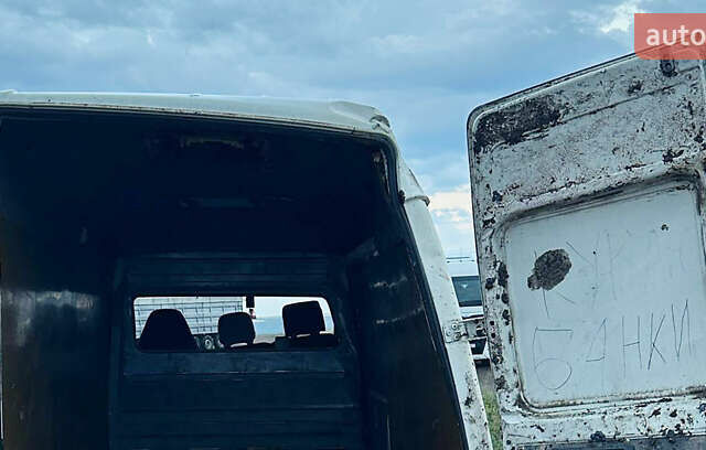 Білий Фольксваген ЛТ, об'ємом двигуна 2.5 л та пробігом 235 тис. км за 5500 $, фото 2 на Automoto.ua