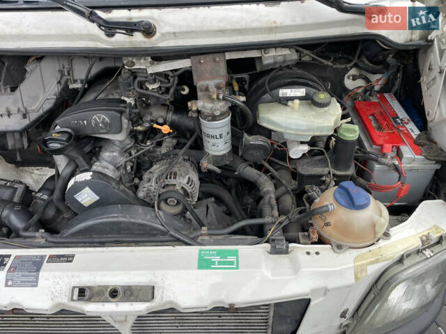 Білий Фольксваген ЛТ, об'ємом двигуна 2.46 л та пробігом 304 тис. км за 9999 $, фото 41 на Automoto.ua