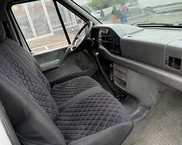 Белый Фольксваген ЛТ, объемом двигателя 2.46 л и пробегом 400 тыс. км за 5999 $, фото 16 на Automoto.ua