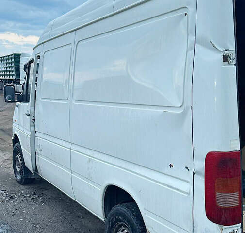 Білий Фольксваген ЛТ, об'ємом двигуна 2.5 л та пробігом 235 тис. км за 5500 $, фото 1 на Automoto.ua