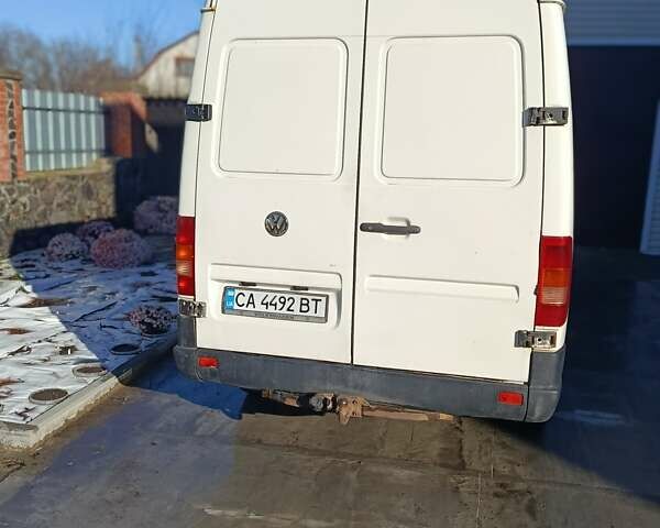 Білий Фольксваген ЛТ, об'ємом двигуна 2.46 л та пробігом 465 тис. км за 6500 $, фото 3 на Automoto.ua