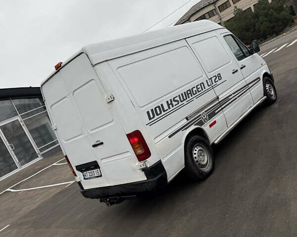 Белый Фольксваген ЛТ, объемом двигателя 2.46 л и пробегом 400 тыс. км за 5999 $, фото 9 на Automoto.ua