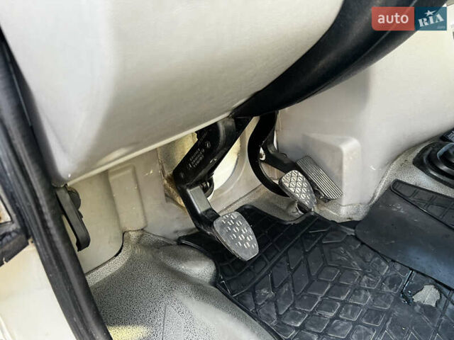 Фольксваген ЛТ 2005 в Коломые на Automoto.ua Белый Фольксваген ЛТ, объемом двигателя 2.8 л и пробегом 431 тыс. км за 9500 $, фото 35 на Automoto.ua