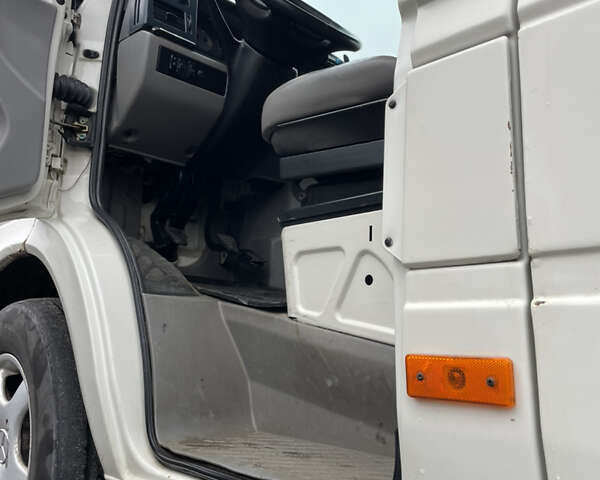 Білий Фольксваген ЛТ, об'ємом двигуна 2.46 л та пробігом 304 тис. км за 9999 $, фото 23 на Automoto.ua