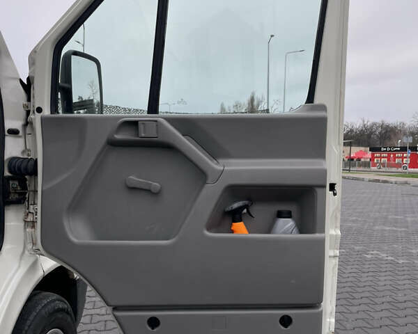 Білий Фольксваген ЛТ, об'ємом двигуна 2.46 л та пробігом 304 тис. км за 9999 $, фото 24 на Automoto.ua