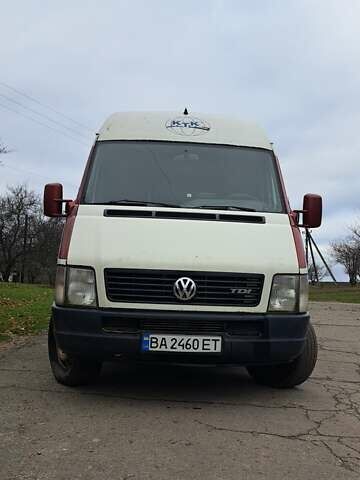 Белый Фольксваген ЛТ, объемом двигателя 2.46 л и пробегом 775 тыс. км за 6900 $, фото 2 на Automoto.ua