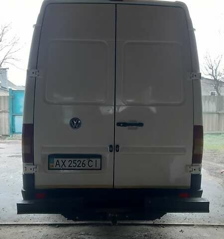 Белый Фольксваген ЛТ, объемом двигателя 2.46 л и пробегом 471 тыс. км за 10500 $, фото 3 на Automoto.ua