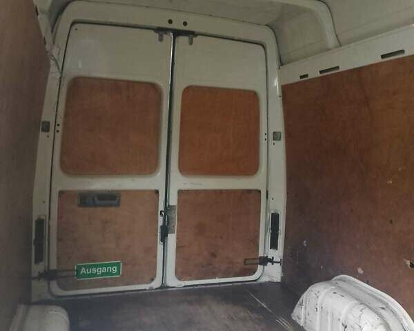 Белый Фольксваген ЛТ, объемом двигателя 2.46 л и пробегом 400 тыс. км за 9500 $, фото 13 на Automoto.ua