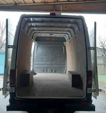 Белый Фольксваген ЛТ, объемом двигателя 2.46 л и пробегом 471 тыс. км за 10500 $, фото 2 на Automoto.ua