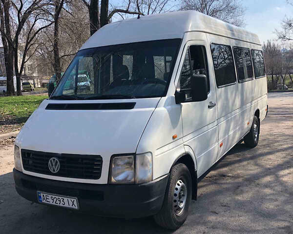 Белый Фольксваген ЛТ, объемом двигателя 2.5 л и пробегом 200 тыс. км за 7700 $, фото 2 на Automoto.ua