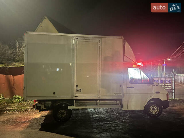 Белый Фольксваген ЛТ, объемом двигателя 2.5 л и пробегом 241 тыс. км за 7300 $, фото 3 на Automoto.ua