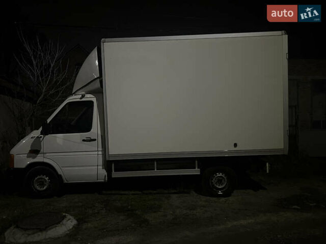 Белый Фольксваген ЛТ, объемом двигателя 2.5 л и пробегом 241 тыс. км за 7300 $, фото 8 на Automoto.ua