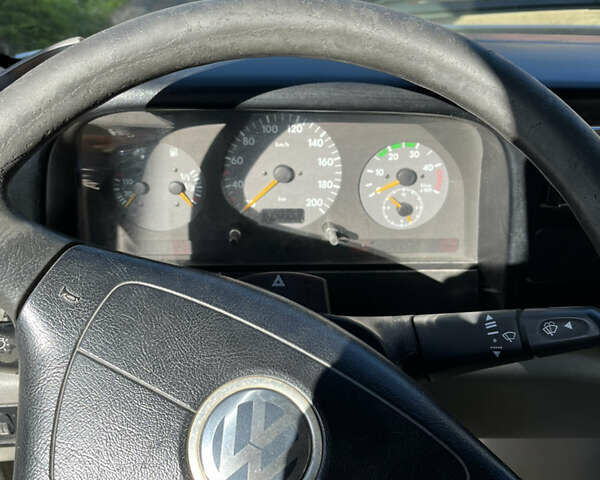 Белый Фольксваген ЛТ, объемом двигателя 2.5 л и пробегом 320 тыс. км за 6800 $, фото 15 на Automoto.ua