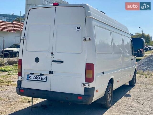 Белый Фольксваген ЛТ, объемом двигателя 2.46 л и пробегом 319 тыс. км за 8800 $, фото 2 на Automoto.ua
