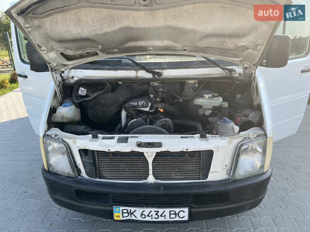 Білий Фольксваген ЛТ, об'ємом двигуна 2.5 л та пробігом 320 тис. км за 7000 $, фото 13 на Automoto.ua