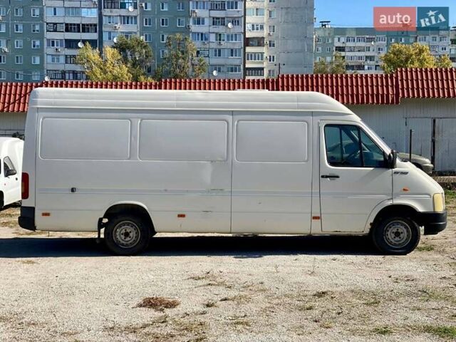 Белый Фольксваген ЛТ, объемом двигателя 2.46 л и пробегом 319 тыс. км за 8800 $, фото 6 на Automoto.ua