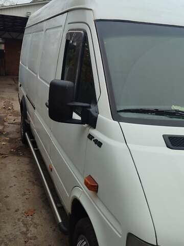 Белый Фольксваген ЛТ, объемом двигателя 2.8 л и пробегом 570 тыс. км за 14000 $, фото 17 на Automoto.ua