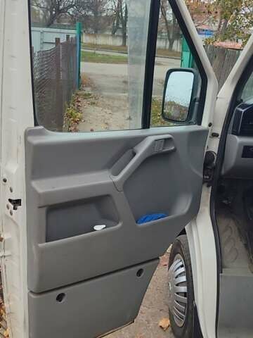 Белый Фольксваген ЛТ, объемом двигателя 2.8 л и пробегом 570 тыс. км за 14000 $, фото 9 на Automoto.ua