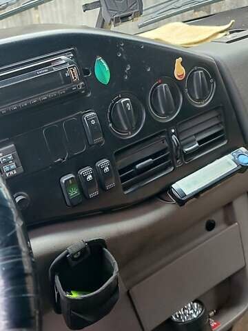 Белый Фольксваген ЛТ, объемом двигателя 2.8 л и пробегом 570 тыс. км за 14000 $, фото 6 на Automoto.ua