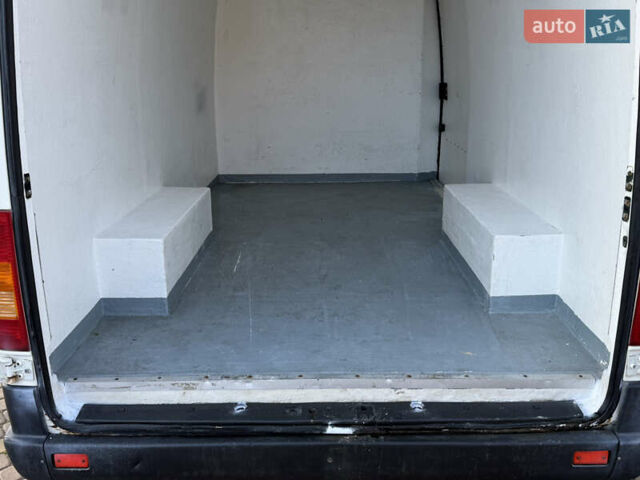 Белый Фольксваген ЛТ, объемом двигателя 2.46 л и пробегом 488 тыс. км за 7999 $, фото 8 на Automoto.ua