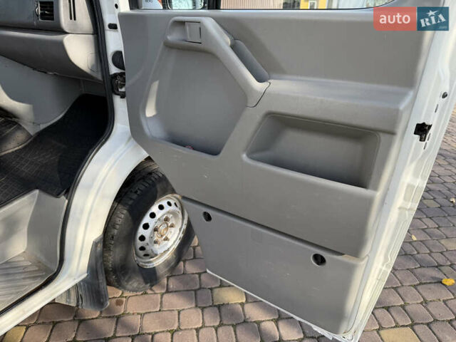 Белый Фольксваген ЛТ, объемом двигателя 2.46 л и пробегом 488 тыс. км за 7999 $, фото 20 на Automoto.ua