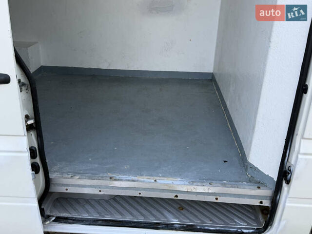 Белый Фольксваген ЛТ, объемом двигателя 2.46 л и пробегом 488 тыс. км за 7999 $, фото 12 на Automoto.ua