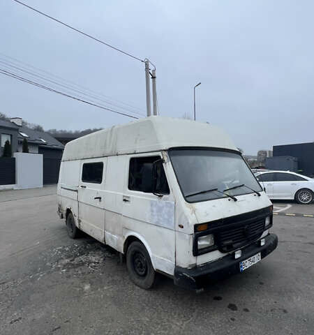 Білий Фольксваген ЛТ, об'ємом двигуна 2.38 л та пробігом 300 тис. км за 2100 $, фото 2 на Automoto.ua