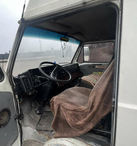 Білий Фольксваген ЛТ, об'ємом двигуна 2.38 л та пробігом 300 тис. км за 2100 $, фото 6 на Automoto.ua