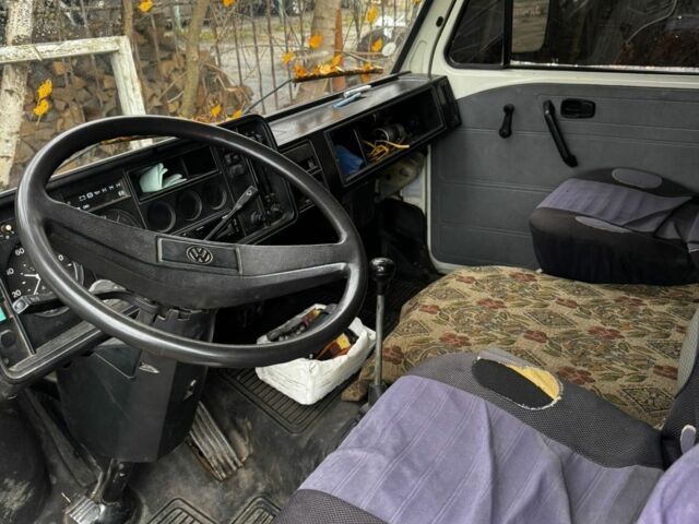 Білий Фольксваген ЛТ, об'ємом двигуна 0 л та пробігом 1000 тис. км за 3000 $, фото 2 на Automoto.ua