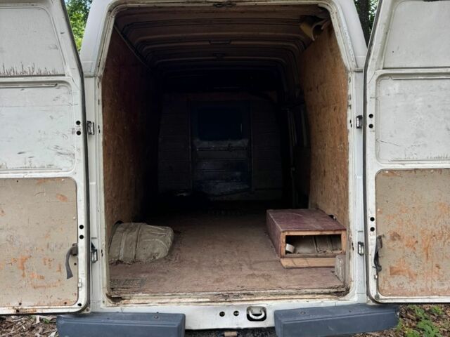 Білий Фольксваген ЛТ, об'ємом двигуна 0 л та пробігом 1000 тис. км за 3000 $, фото 1 на Automoto.ua