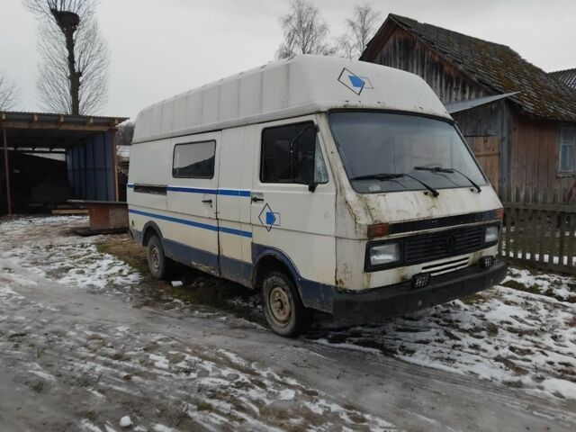 Белый Фольксваген ЛТ, объемом двигателя 2.4 л и пробегом 415 тыс. км за 1400 $, фото 3 на Automoto.ua