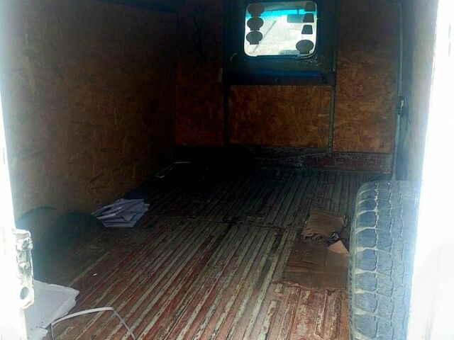 Белый Фольксваген ЛТ, объемом двигателя 2.4 л и пробегом 500 тыс. км за 1500 $, фото 5 на Automoto.ua