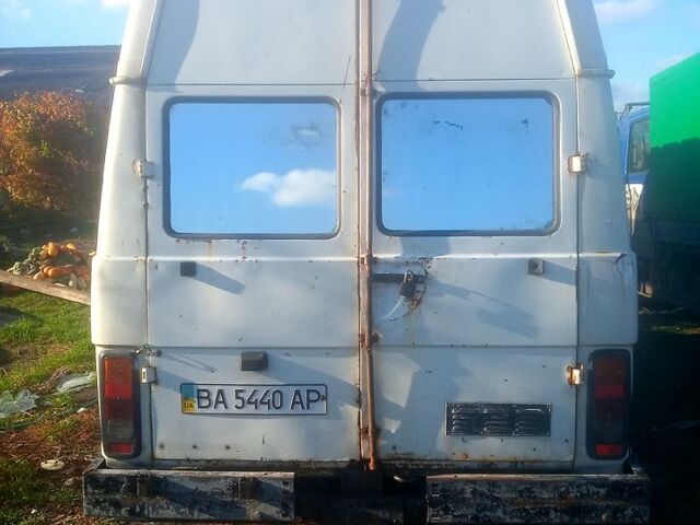 Білий Фольксваген ЛТ, об'ємом двигуна 2.4 л та пробігом 279 тис. км за 850 $, фото 3 на Automoto.ua