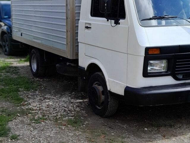 Білий Фольксваген ЛТ, об'ємом двигуна 2.4 л та пробігом 300 тис. км за 3199 $, фото 20 на Automoto.ua