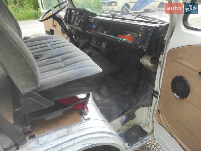 Белый Фольксваген ЛТ, объемом двигателя 2.4 л и пробегом 200 тыс. км за 950 $, фото 18 на Automoto.ua