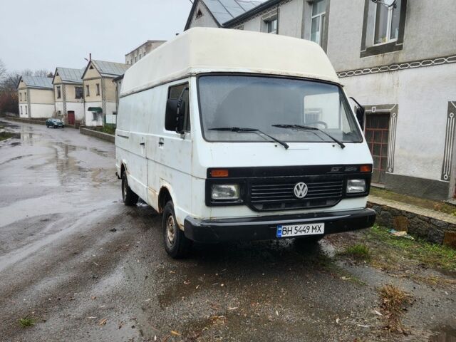 Белый Фольксваген ЛТ, объемом двигателя 2.4 л и пробегом 100 тыс. км за 1182 $, фото 1 на Automoto.ua