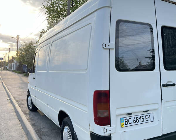 Білий Фольксваген ЛТ, об'ємом двигуна 2.46 л та пробігом 498 тис. км за 5200 $, фото 4 на Automoto.ua