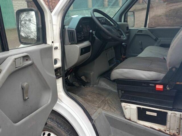 Белый Фольксваген ЛТ, объемом двигателя 2 л и пробегом 300 тыс. км за 3999 $, фото 3 на Automoto.ua