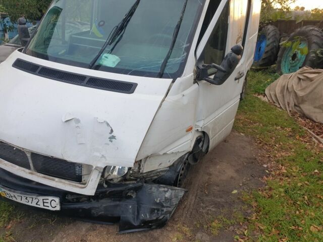 Фольксваген ЛТ 1997 в Житомире на Automoto.ua Белый Фольксваген ЛТ, объемом двигателя 2.5 л и пробегом 500 тыс. км за 2300 $, фото 4 на Automoto.ua