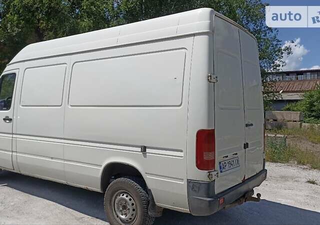 Белый Фольксваген ЛТ, объемом двигателя 2.46 л и пробегом 700 тыс. км за 7000 $, фото 6 на Automoto.ua