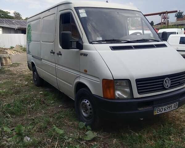 Белый Фольксваген ЛТ, объемом двигателя 0 л и пробегом 490 тыс. км за 6500 $, фото 2 на Automoto.ua