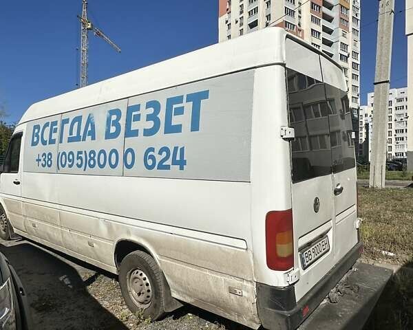 Белый Фольксваген ЛТ, объемом двигателя 2.8 л и пробегом 300 тыс. км за 6200 $, фото 2 на Automoto.ua