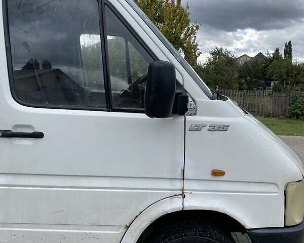 Белый Фольксваген ЛТ, объемом двигателя 2.5 л и пробегом 502 тыс. км за 2500 $, фото 12 на Automoto.ua