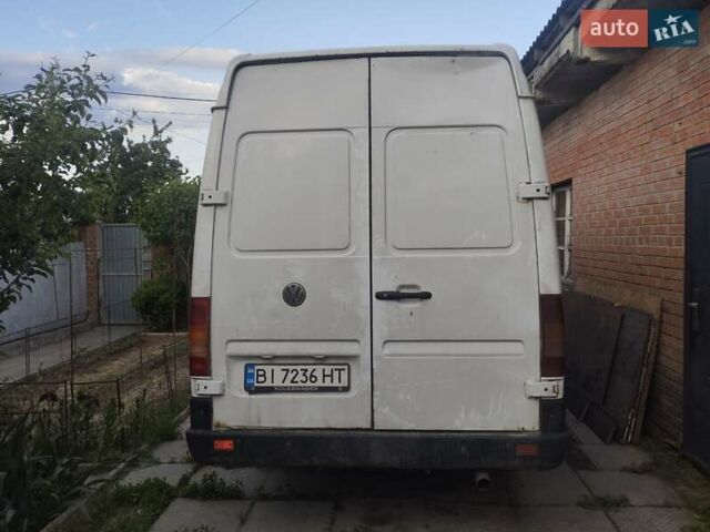 Белый Фольксваген ЛТ, объемом двигателя 2.5 л и пробегом 300 тыс. км за 7500 $, фото 2 на Automoto.ua