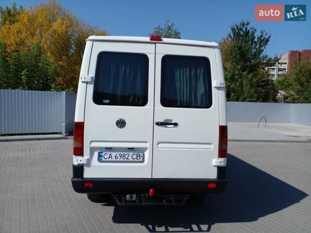 Белый Фольксваген ЛТ, объемом двигателя 2.5 л и пробегом 760 тыс. км за 9999 $, фото 5 на Automoto.ua