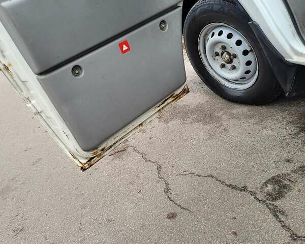 Белый Фольксваген ЛТ, объемом двигателя 2.46 л и пробегом 500 тыс. км за 5500 $, фото 15 на Automoto.ua